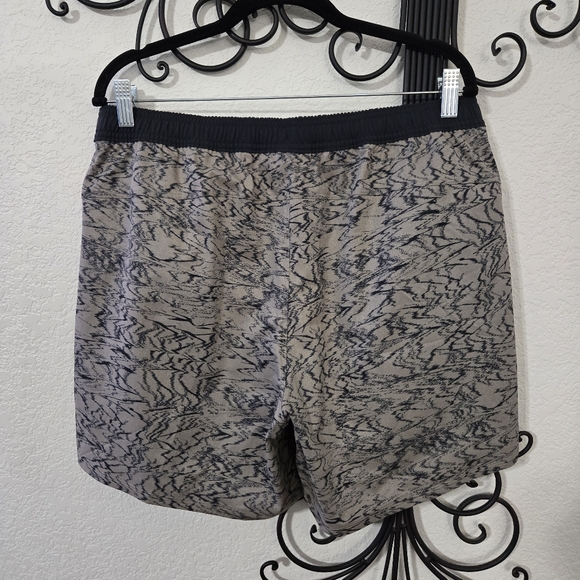 VUORI Maverick Volley Shorts |‎ L - Picture 2 of 8